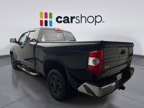 Black 2017 Toyota Tundra SR5