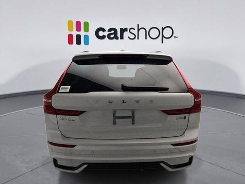 2025 Volvo XC60 B5 Plus