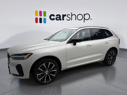 2025 Volvo XC60 B5 Plus