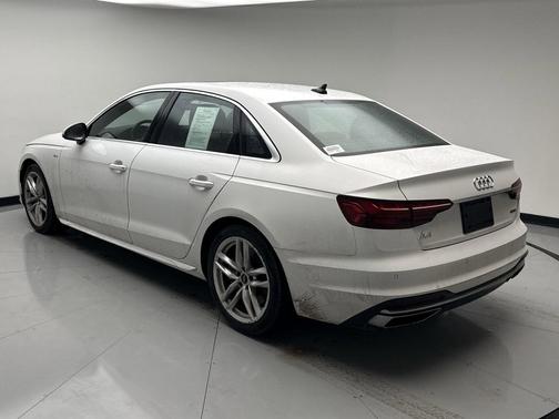2023 Audi A4 45 S line Premium Plus