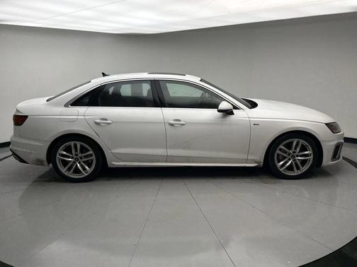 2023 Audi A4 45 S line Premium Plus