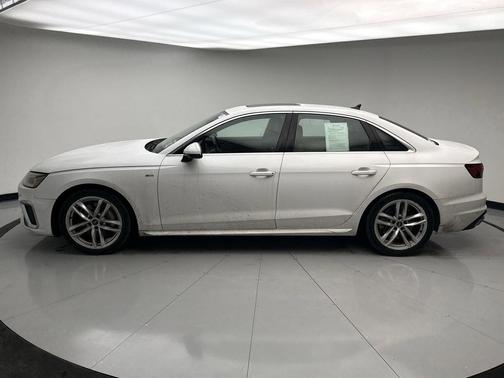2023 Audi A4 45 S line Premium Plus