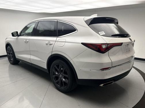 Platinum White 2023 Acura MDX Technology Package