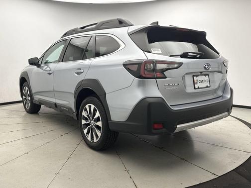 Ice Silver Metallic 2023 Subaru Outback Limited