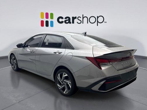 Fluid Metal 2025 Hyundai ELANTRA Sport
