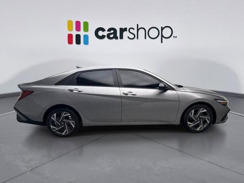 Fluid Metal 2025 Hyundai ELANTRA Sport