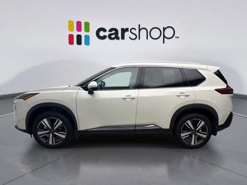 Pearl White Tricoat 2023 Nissan Rogue SL