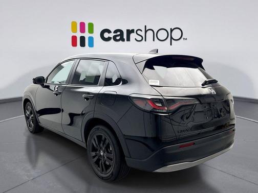 Crystal Black Pearl 2026 Honda HR-V AWD Sport