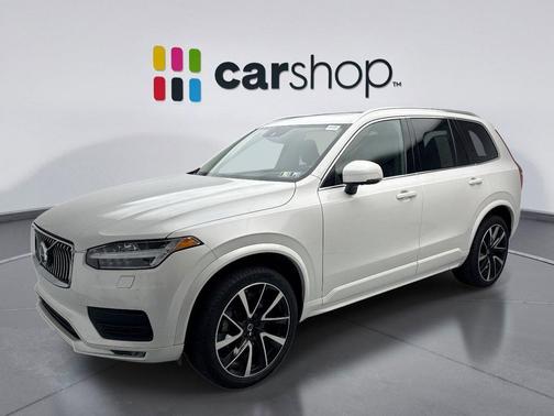 2021 Volvo XC90 T6 Momentum