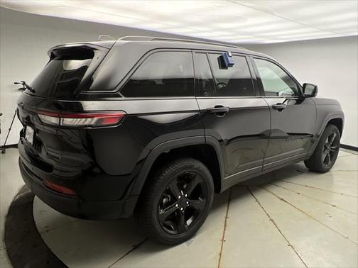 2023 Jeep Grand Cherokee Limited X