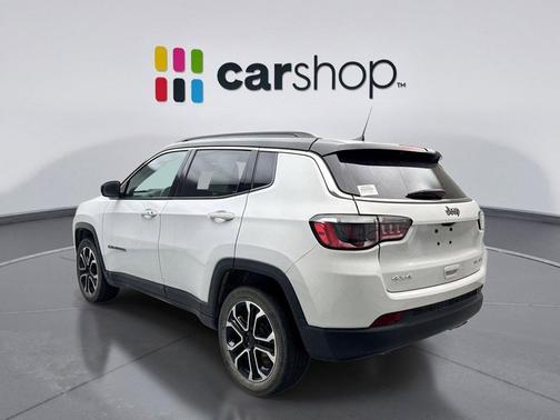 Bright White Clearcoat 2022 Jeep Compass Limited