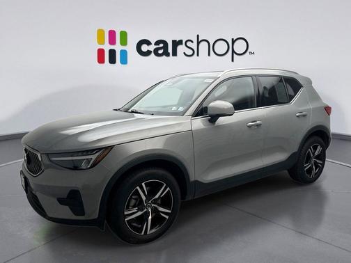 Vapour Gray 2025 Volvo XC40 B5 Core Bright Theme