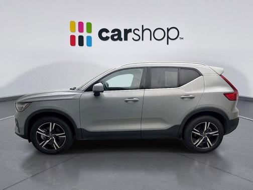 Vapour Gray 2025 Volvo XC40 B5 Core Bright Theme