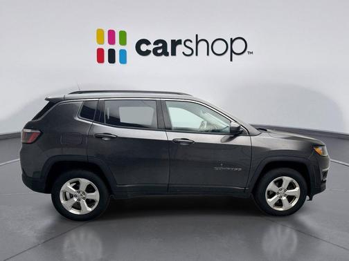 Granite Crystal Metallic Clearcoat 2019 Jeep Compass Latitude