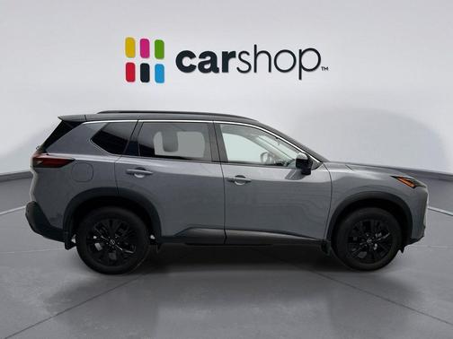 Boulder Gray Pearl/Super Black 2023 Nissan Rogue SV