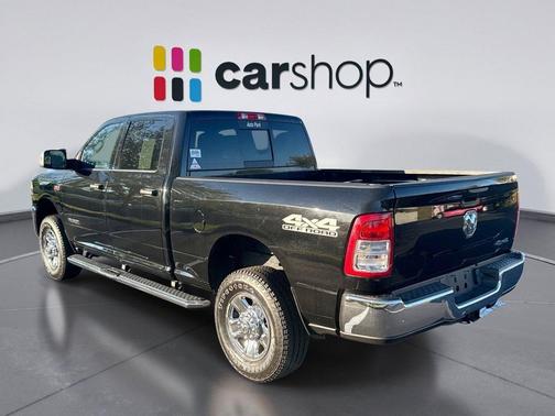 2021 RAM 2500 Tradesman Crew Cab 4x4 6'4' Box