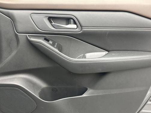 Gun Metallic 2023 Nissan Rogue SV