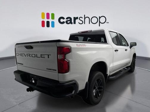 Summit White 2024 Chevrolet Silverado 1500 Custom Trail Boss