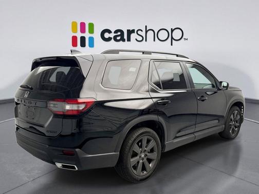 2023 Honda Pilot AWD Sport