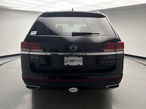 Deep Black 2023 Volkswagen Atlas 3.6L SE w/Technology