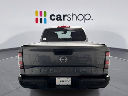 2022 Nissan Frontier S