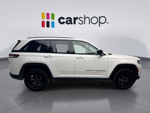 Bright White Clearcoat 2024 Jeep Grand Cherokee Altitude
