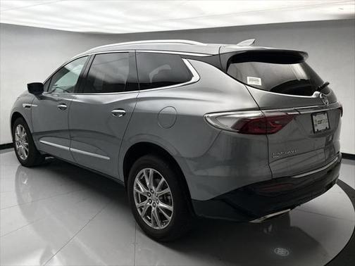 2024 Buick Enclave Essence AWD