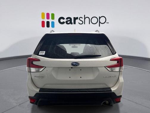 Crystal White Pearl 2021 Subaru Forester Premium