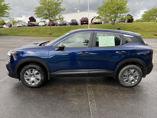 2025 Nissan Kicks S