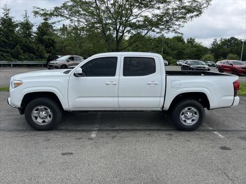 2022 Toyota Tacoma SR