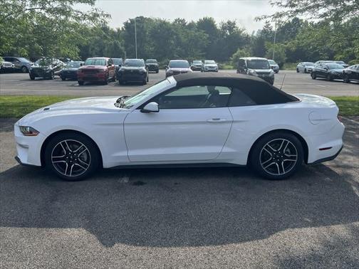 2022 Ford Mustang EcoBoost Premium