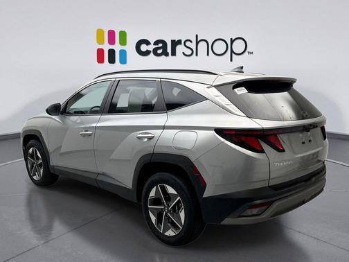 Shimmering Silver 2025 Hyundai TUCSON SEL