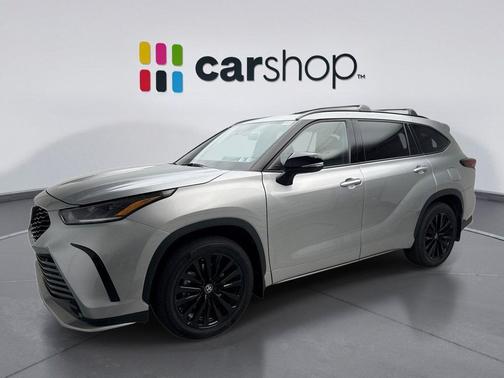 Celestial Silver Metallic 2024 Toyota Highlander XSE