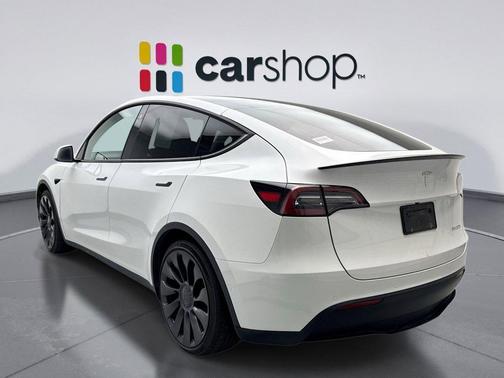 Pearl White 2022 Tesla Model Y Performance Dual Motor All-Wheel Drive