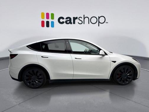Pearl White 2022 Tesla Model Y Performance Dual Motor All-Wheel Drive