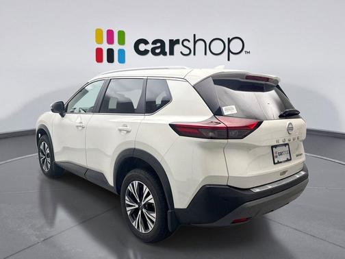 Pearl White Tricoat 2023 Nissan Rogue SV