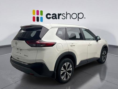 Pearl White Tricoat 2023 Nissan Rogue SV