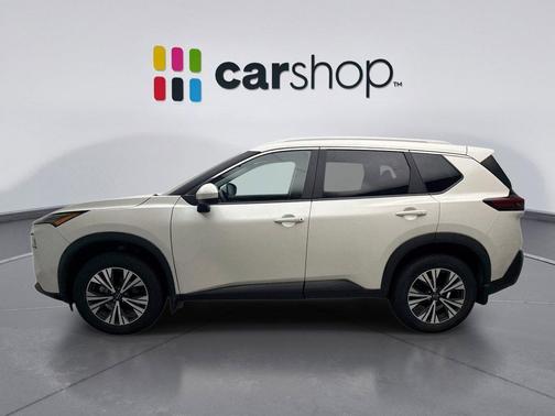Pearl White Tricoat 2023 Nissan Rogue SV