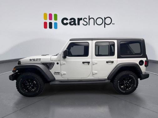 Bright White Clearcoat 2022 Jeep Wrangler Willys