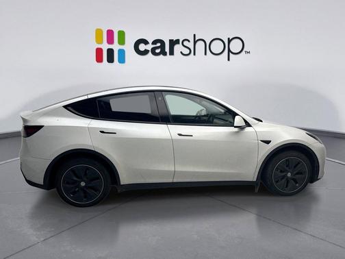 2022 Tesla Model Y Long Range Dual Motor All-Wheel Drive