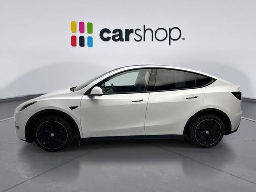 2022 Tesla Model Y Long Range Dual Motor All-Wheel Drive