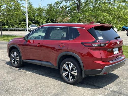 2024 Nissan Rogue SL