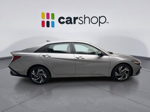 Fluid Metal 2025 Hyundai ELANTRA Sport