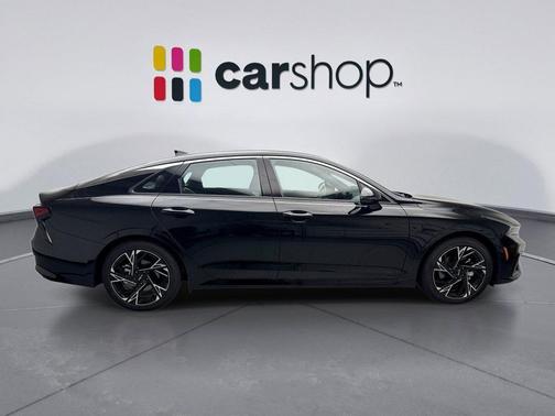 Aurora Black Pearl 2025 Kia K5 GT-Line