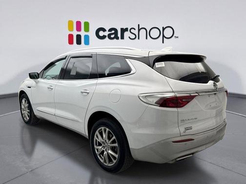 2023 Buick Enclave Essence AWD