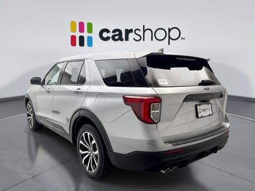 Iconic Silver Metallic 2021 Ford Explorer ST