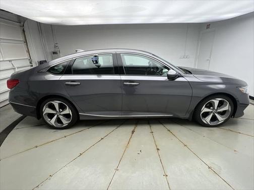 2020 Honda Accord Touring 2.0T