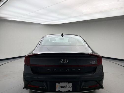 2023 Hyundai SONATA Hybrid Base