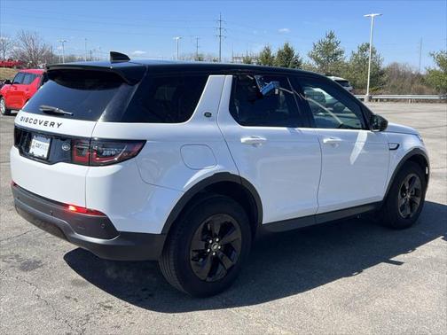 2022 Land Rover Discovery Sport SE