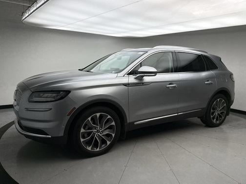 Silver Radiance 2021 Lincoln Nautilus Reserve